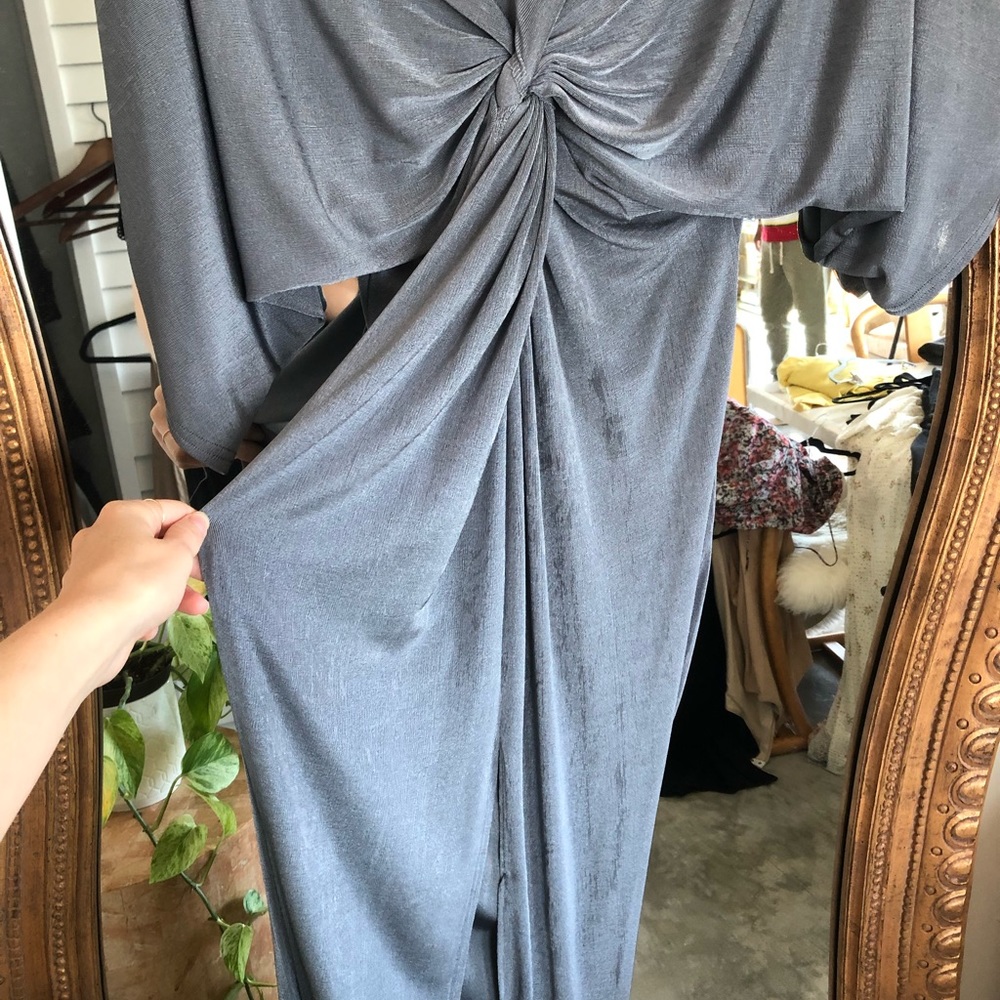 ClOSET CLEANOUT!! - Picture 2 of 3